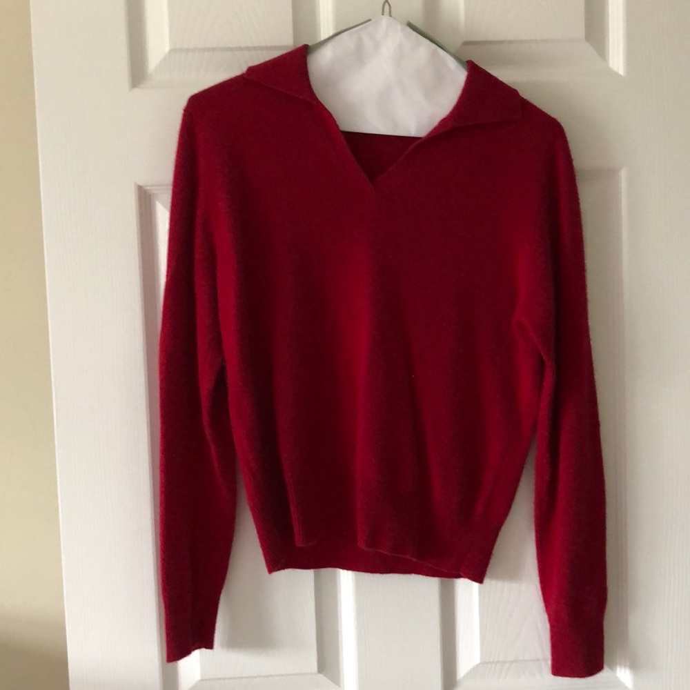 Lord and Taylor cashmere sweater